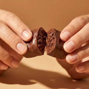 Extreme Chocolate Protein Bar | 9.1 g Protein, 104 kcal 2